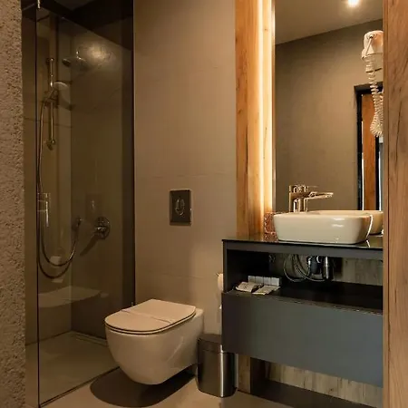 Nest Mirror *